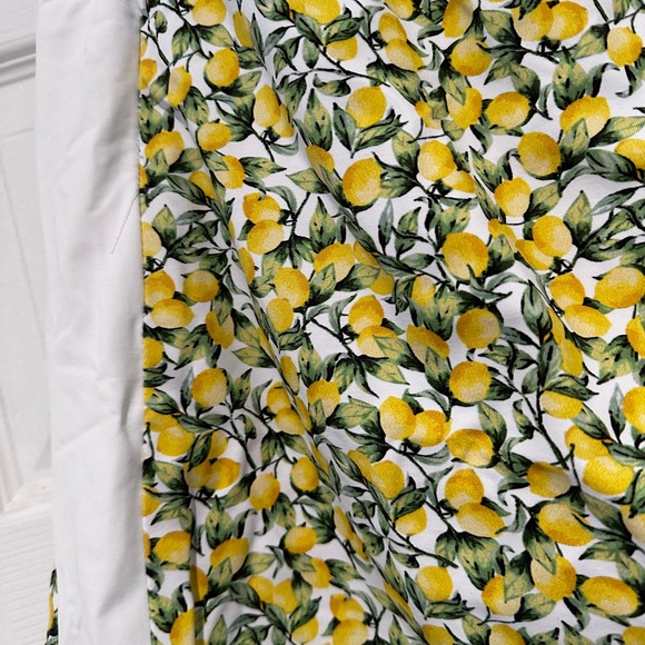 skort - Picture 3 of 4